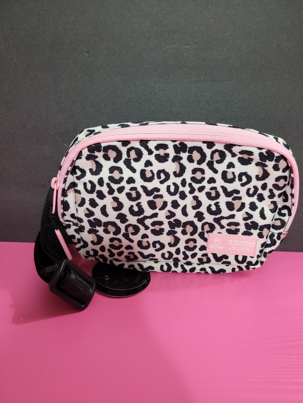 WOLFpak Leopard Print Pink Trim Crossbody Waist Bag NWT (1364)